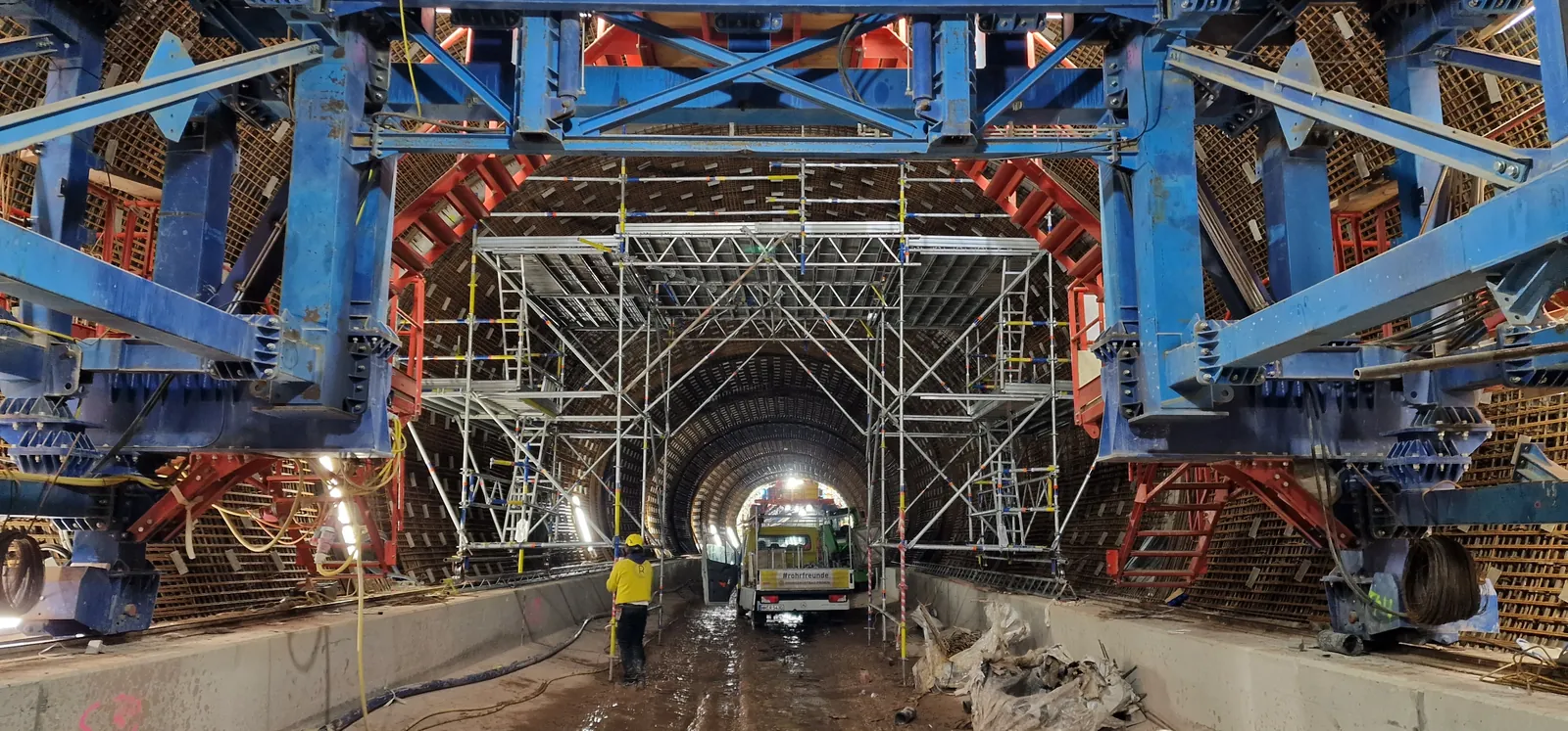 Shoring / falsework built by Rohrgerüstbau Pronin
