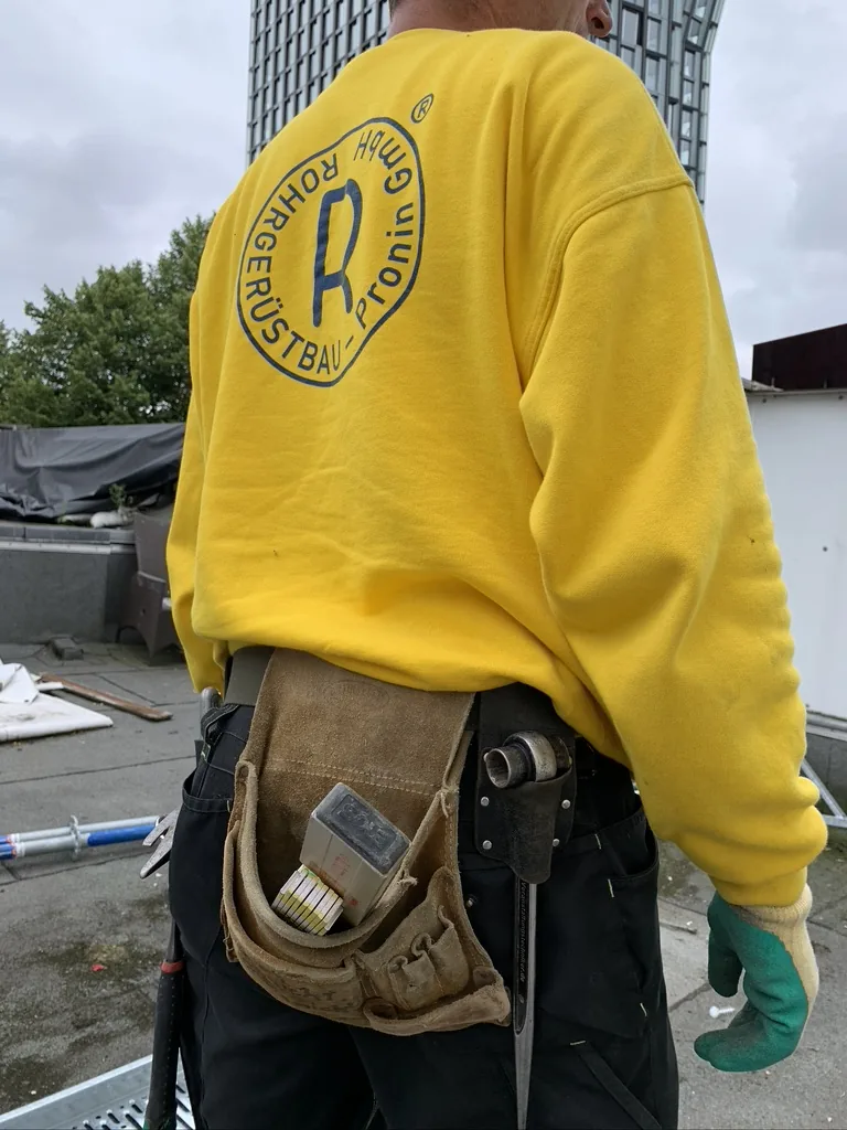 A scaffolder's tool belt – Rohrfreunde Hamburg