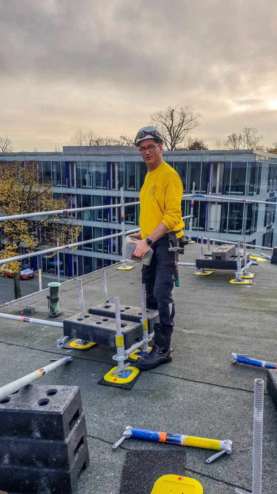 Master scaffolder Christian Pronin at work on the scaffold