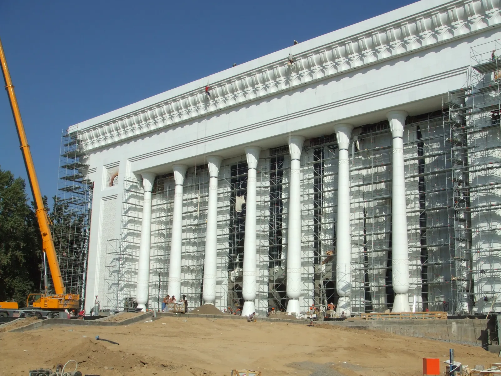 Scaffolding project in Uzbekistan (view 3)